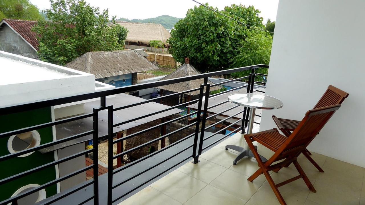 Bed and Breakfast Wave House Gerupuk South Lombok Praya Exterior foto